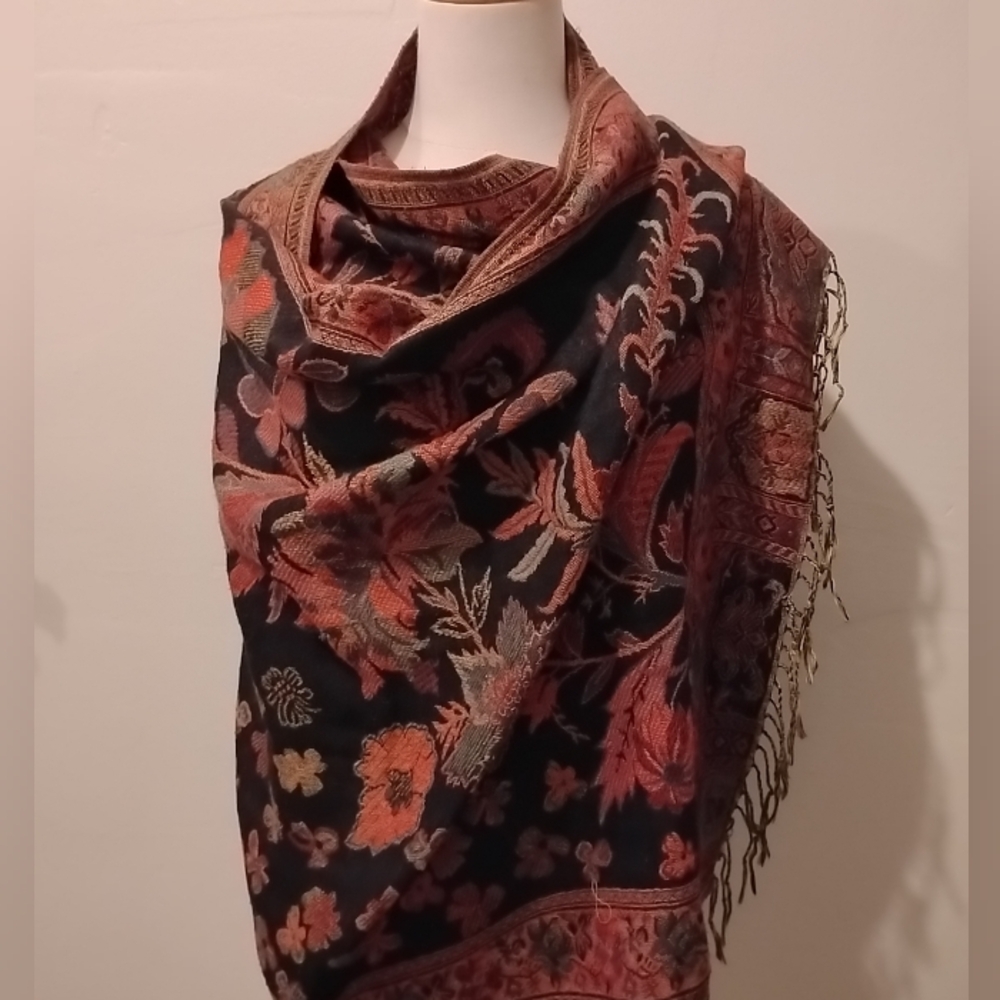 Exquisite Woven Wrap Scarf Palanpore Jacobean Floral Rust Black Green Reversible